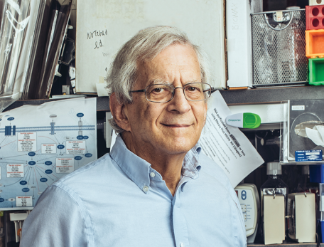 portrait of Richard Hodes