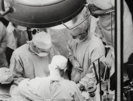 World's first human organ transplant