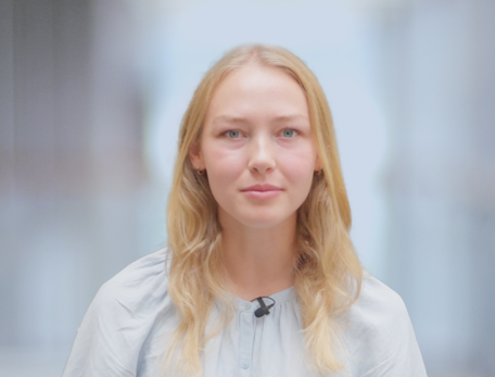 A headshot of a young woman.