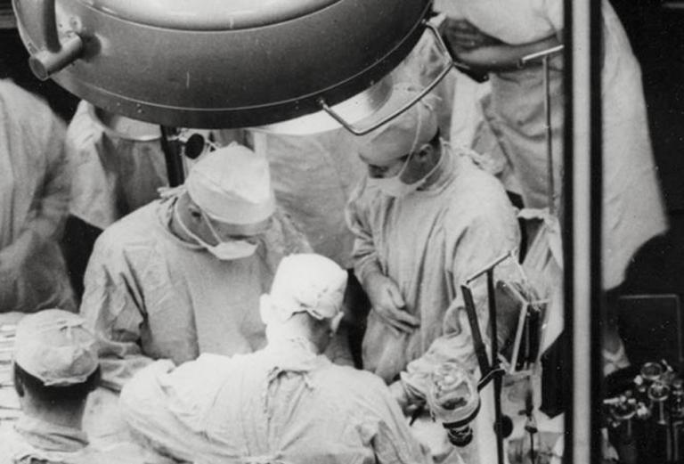 World's first human organ transplant